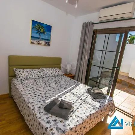218 - Little Paradise By Now Ltd Villa Playa Blanca (Lanzarote)